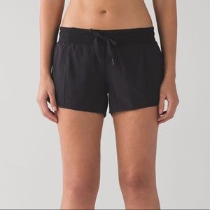 Lululemon Hotty Hot shorts